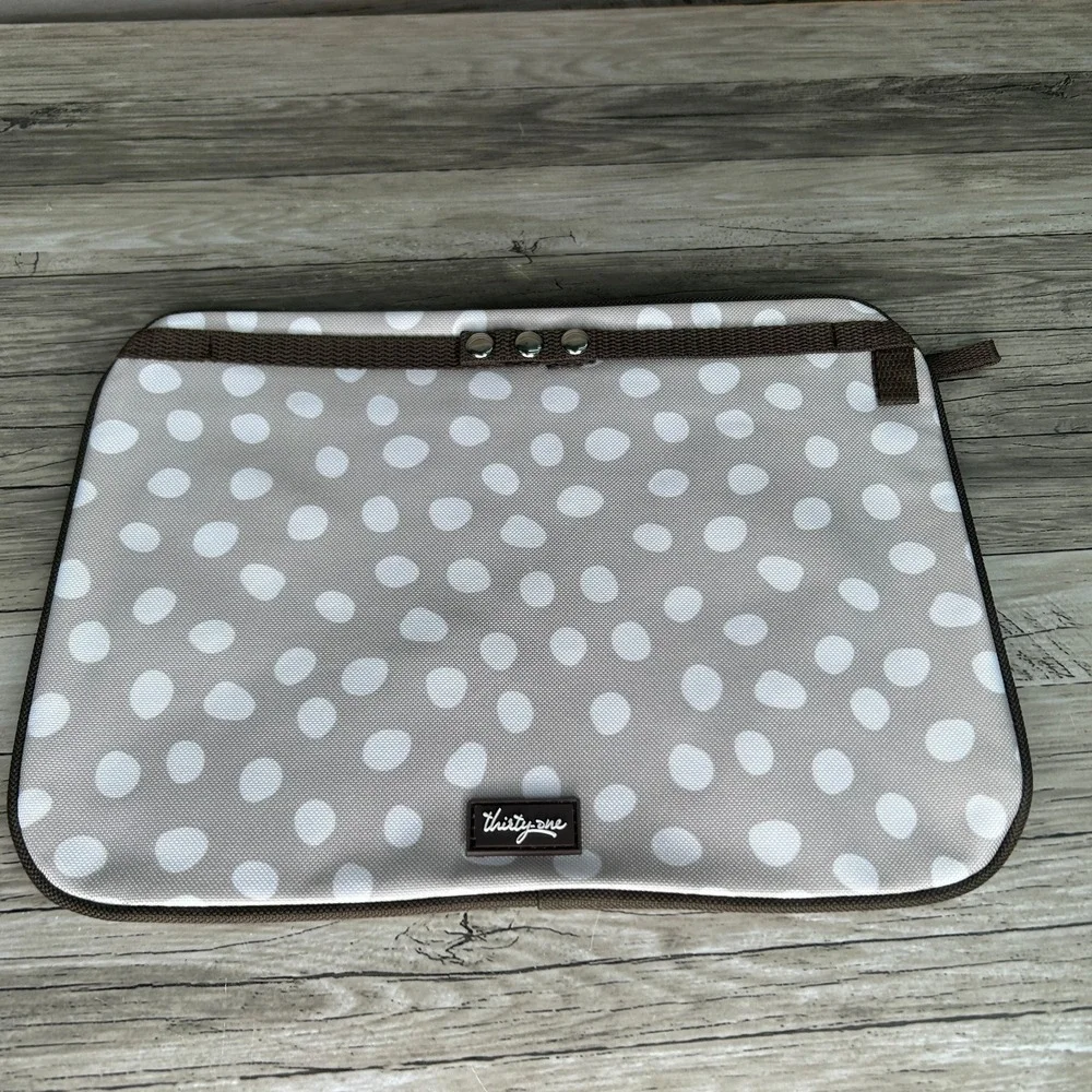 Thirty One Pocket-A-Tote Lotsa Dots